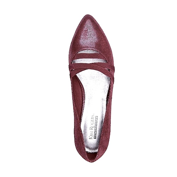 STORAGE Kim Rodger red snakeskin texture Point toe chunky heel pumps Sz 6.5 - Picture 6 of 16